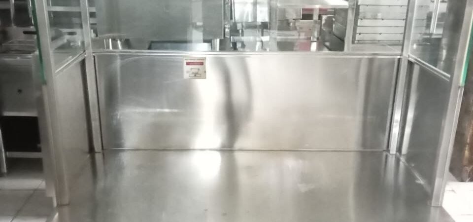 Kabinet Etalase Stainless Steel untuk Restoran & Cafe | Sakha Steel
