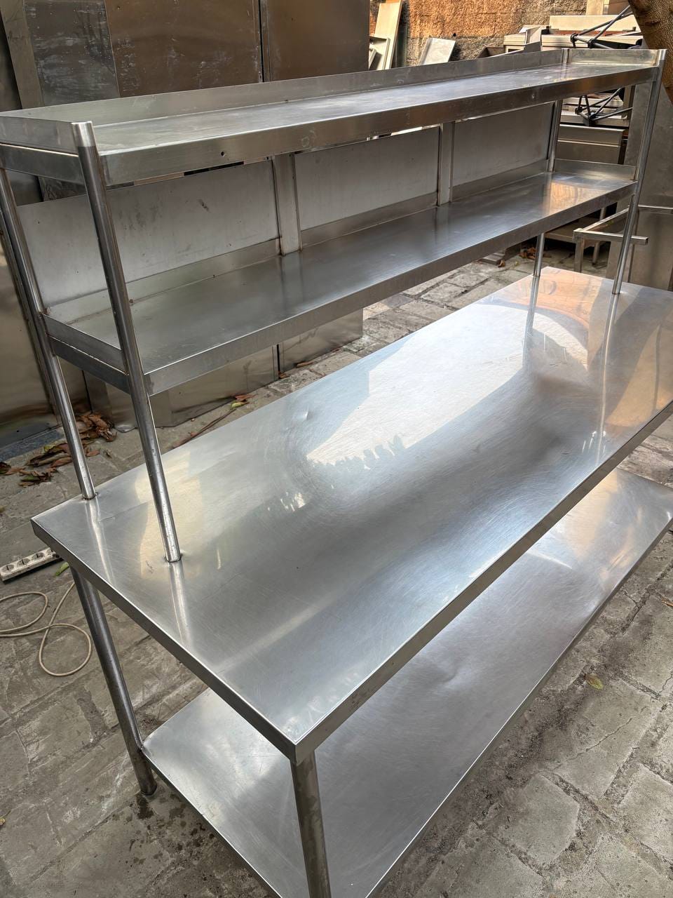 Meja Stainless Steel 2 Susun dengan rak bawah dan upper shelf