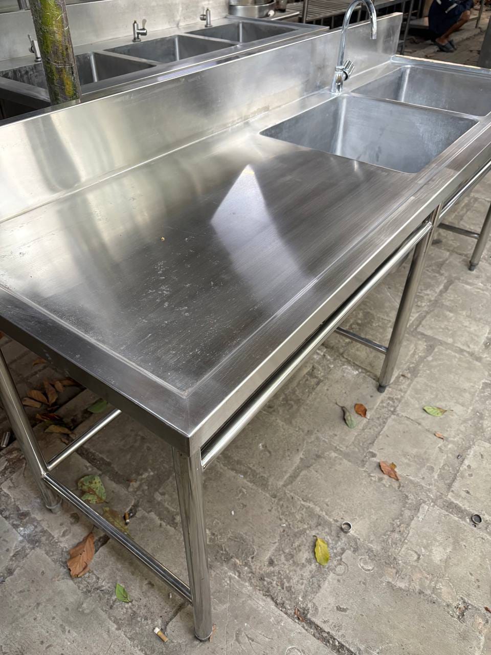 Double sink stainless steel sayap kiri untuk dapur restoran dan hotel