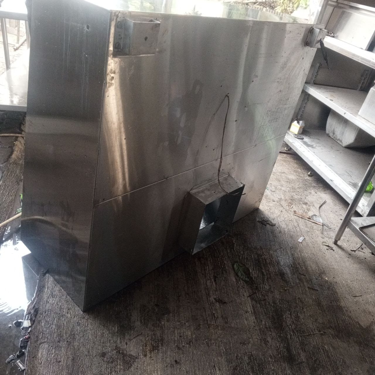 Hood filter stainless rumah lampu 130x110x50x35 cm